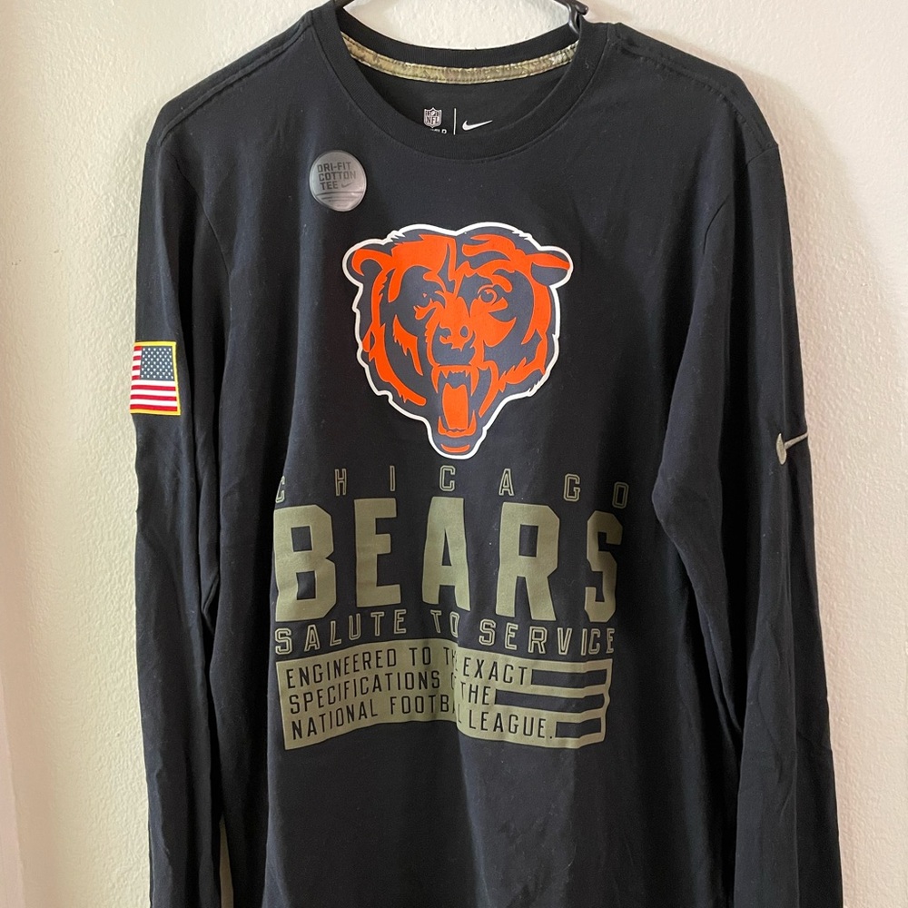 Nike NFL Women’s Chicago Bears Dri-Fit Long Sleeve T-Shirt Size Medium